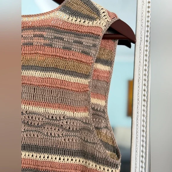 Vintage Knit Sweater Vest - Picture 4 of 8